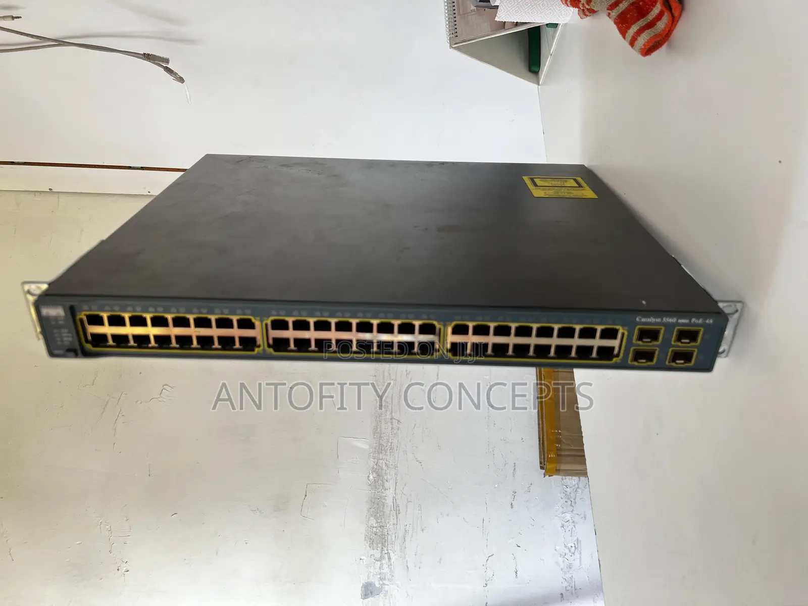 Cisco Ws‐C2960-48pst-S — 48-Port Poe Enabled Switch
