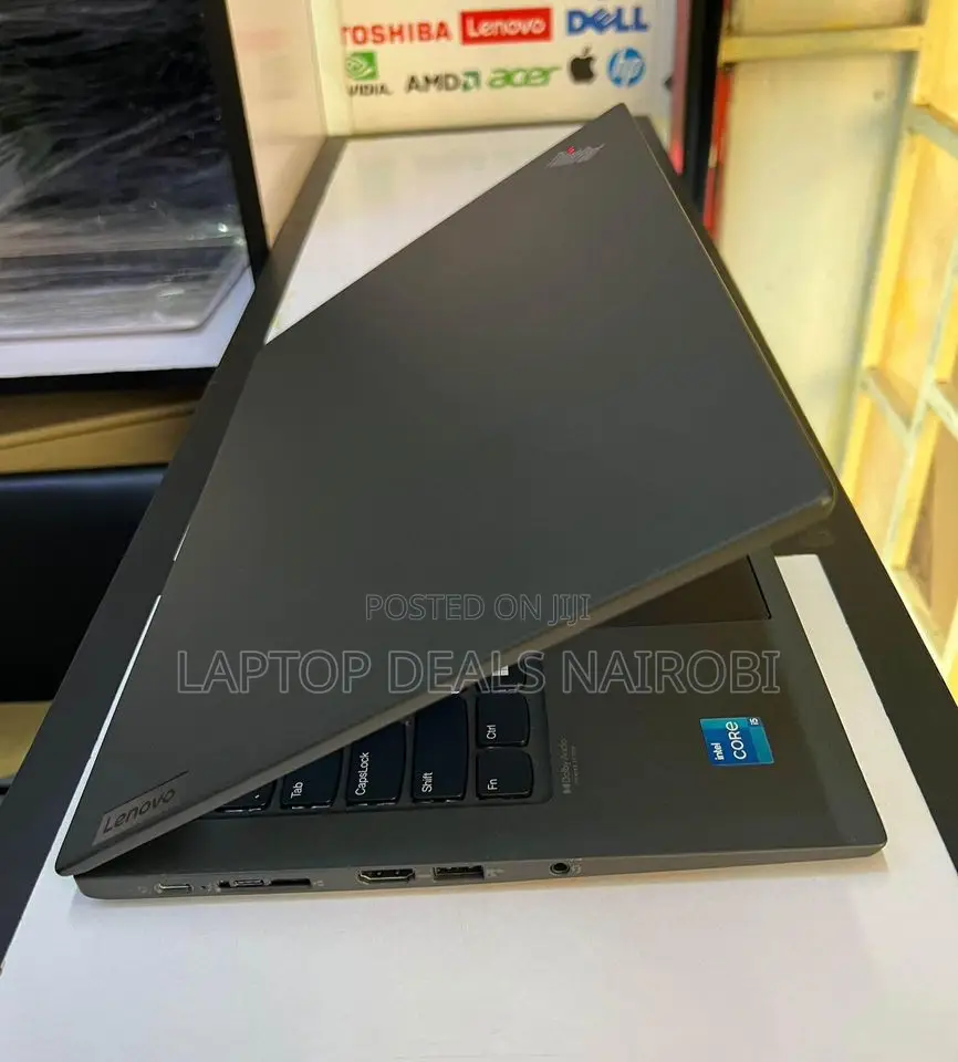 Laptop Lenovo Thinkpad T14s Gen 2 16GB Intel Core I5 SSD 512GB