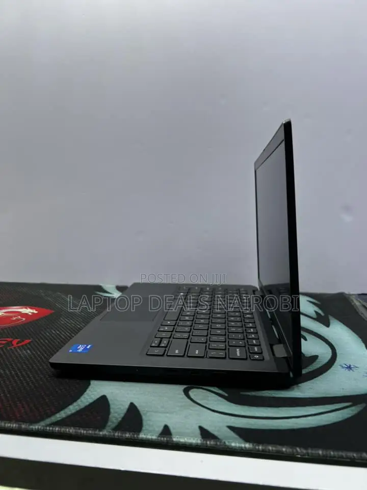 Laptop Dell Latitude 7320 16GB Intel Core I5 SSD 256GB