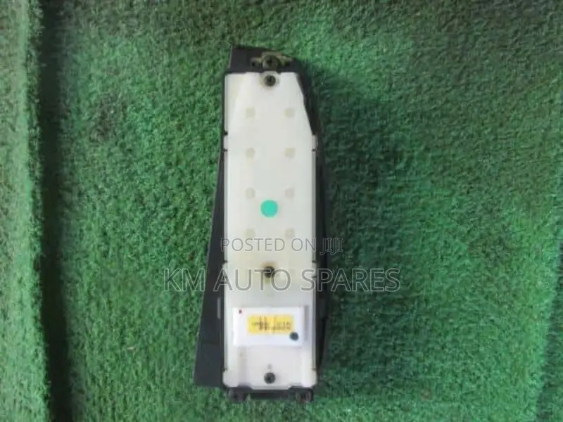 Toyota Avensis Main Power Window Switch.