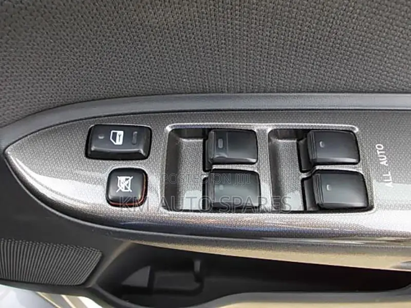Toyota Wish Main Power Window Switch.