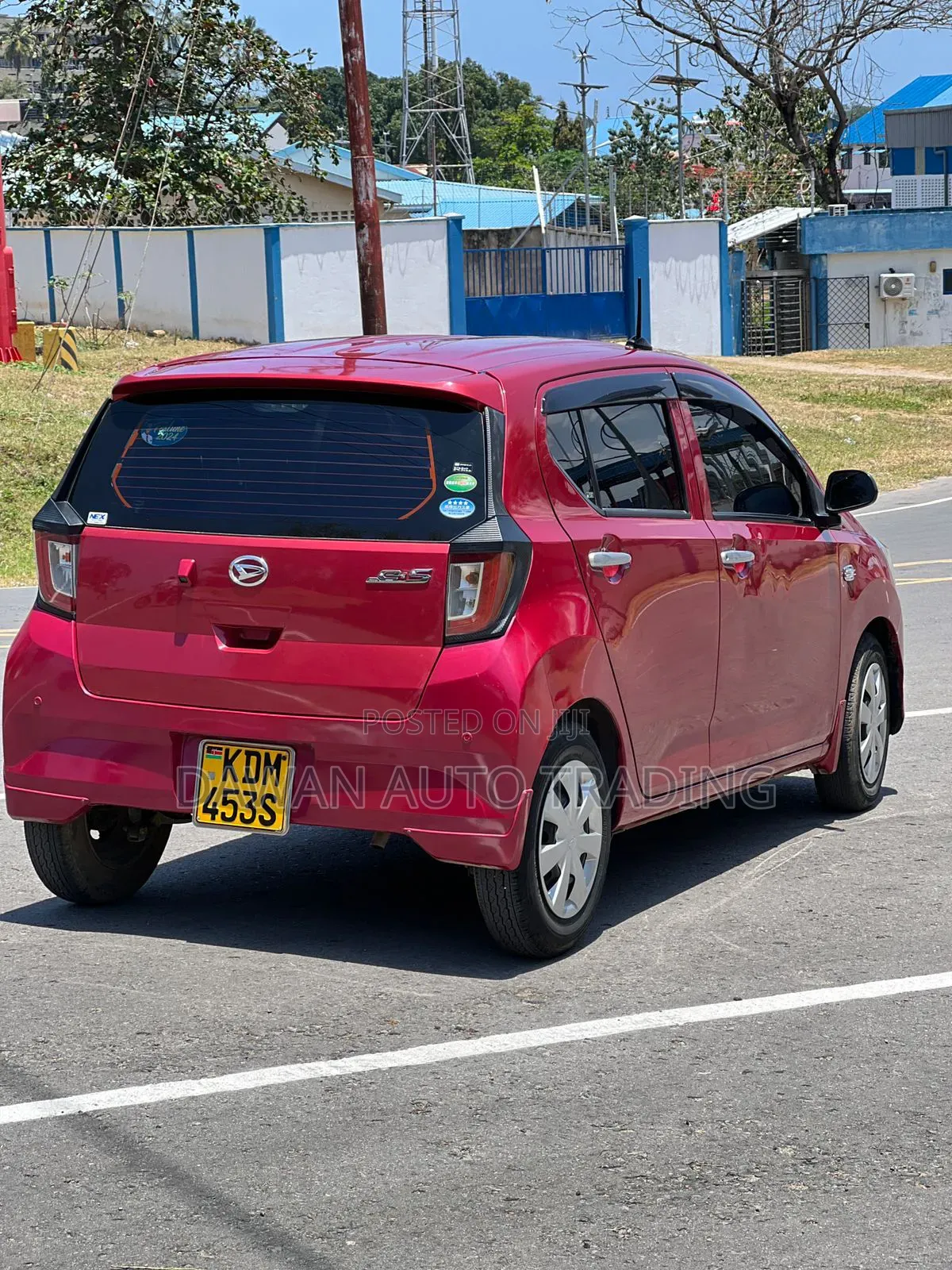 Daihatsu Mira 2018 Red