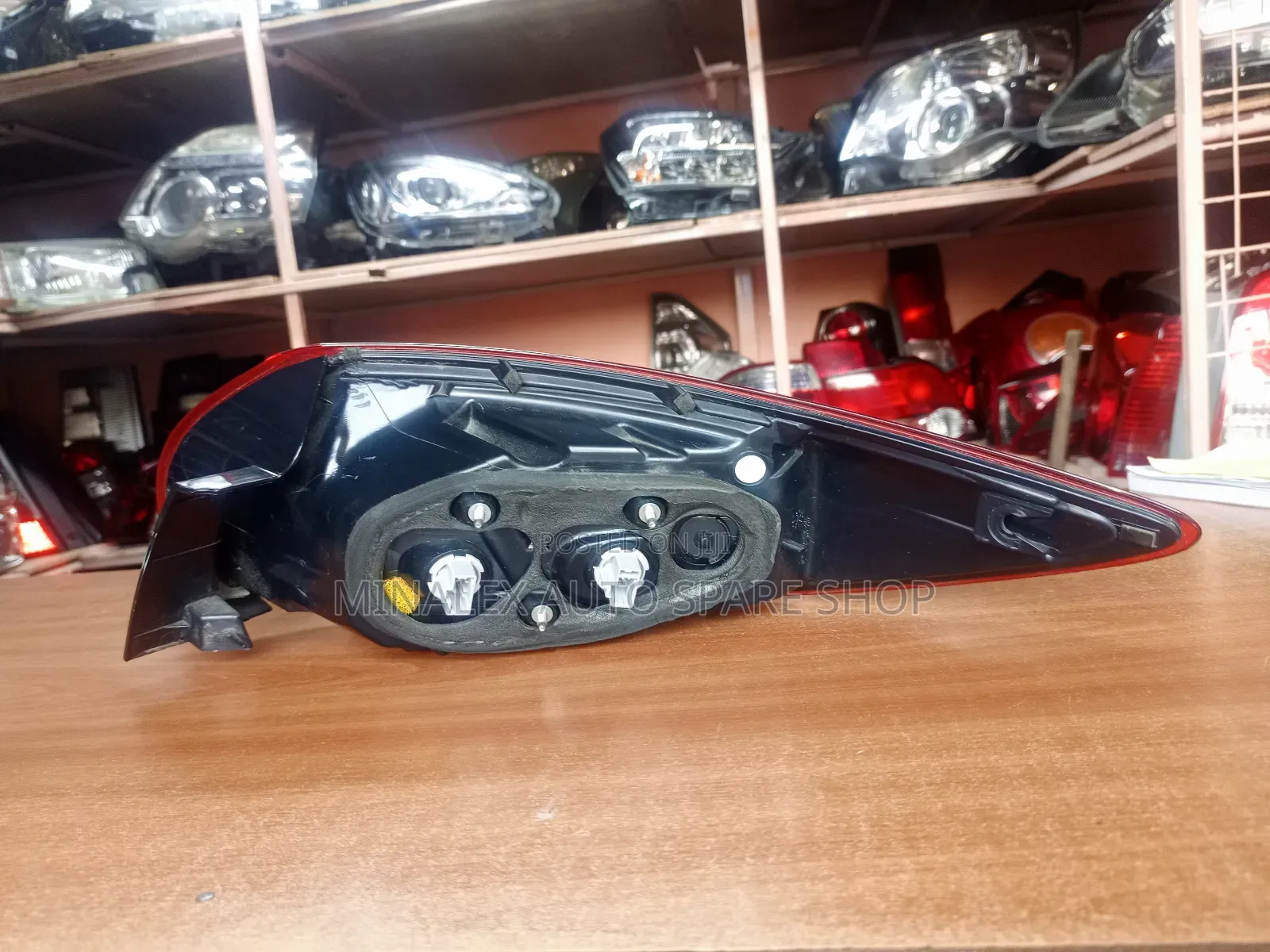 Cx-5 Bulb Type Left Side Body Ex-Japan Tail-Light