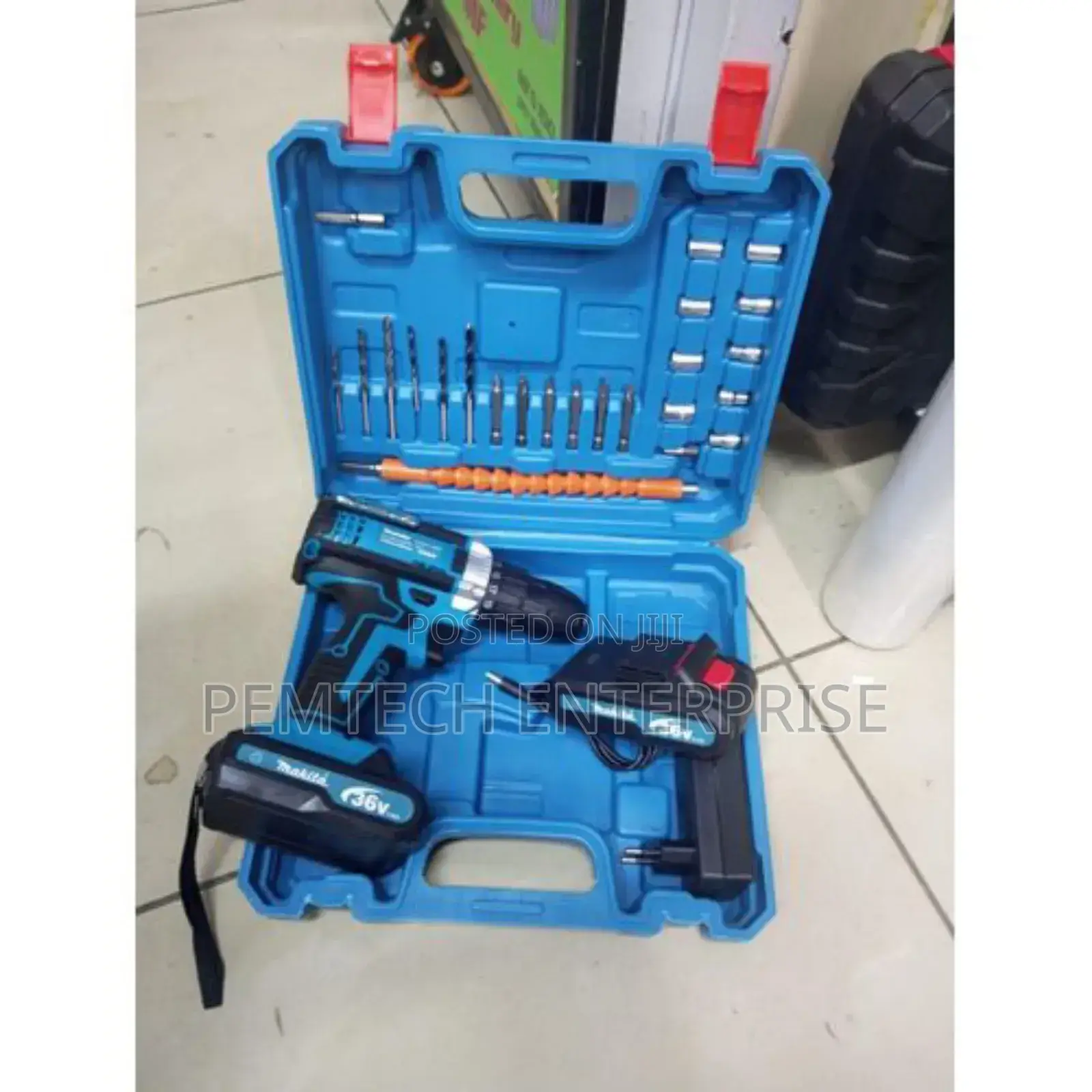 Makita Accessories 26V Cordless Drill Set