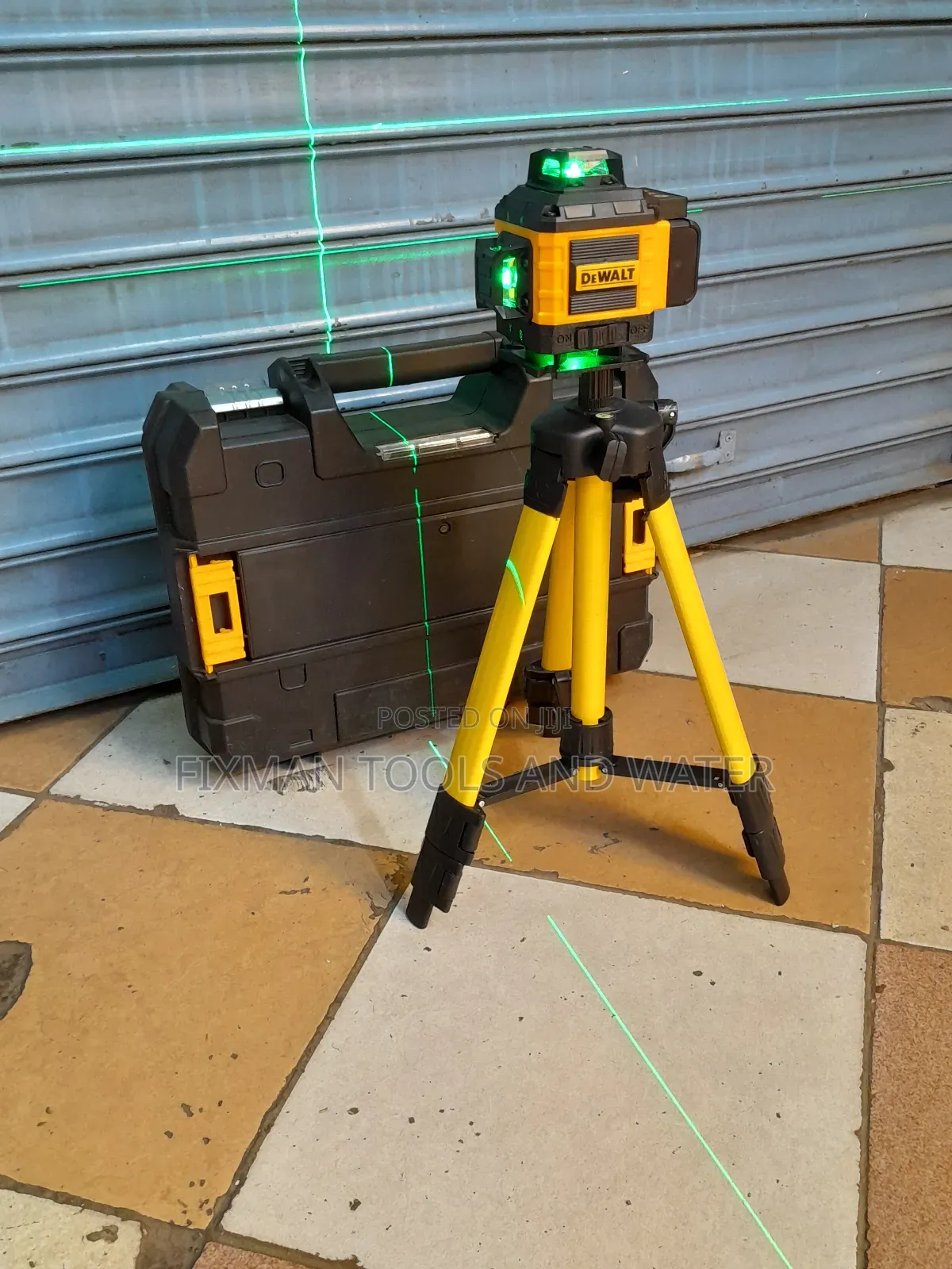 Dewalt Laser Level Machine 360° 16 Lines Auto Levelling Tripod Stand