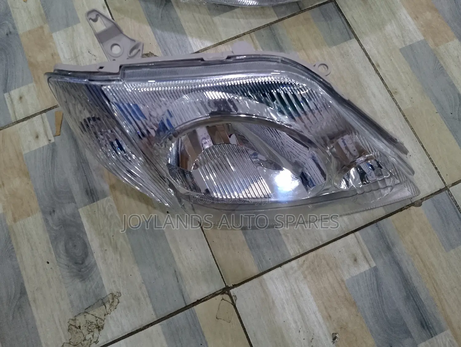 Corolla Fielder/Nze 2001/2002 Headlamp/Headlights