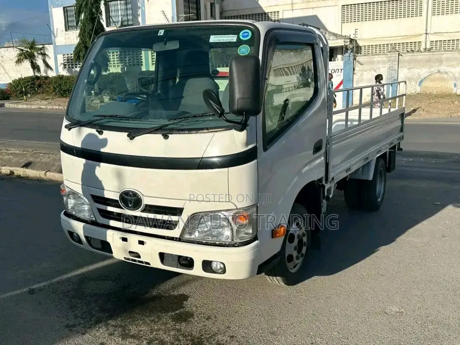 Toyota Dyna 2017 White