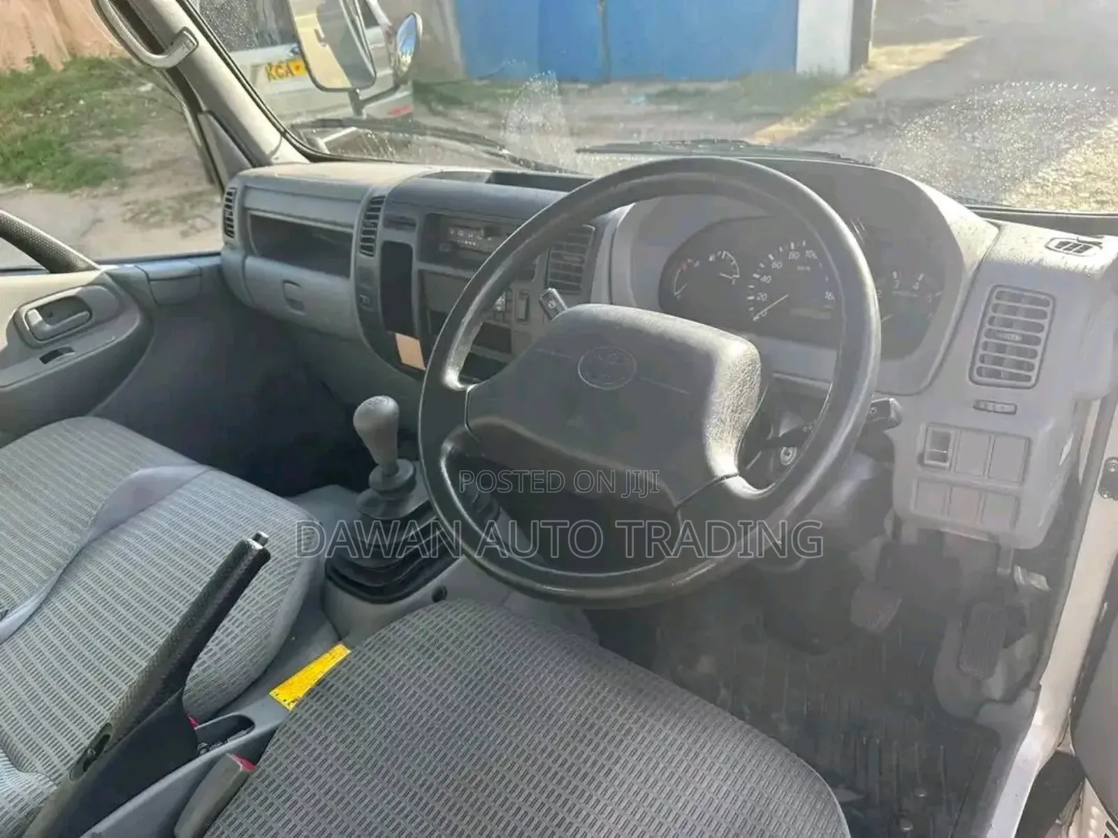 Toyota Dyna 2017 White
