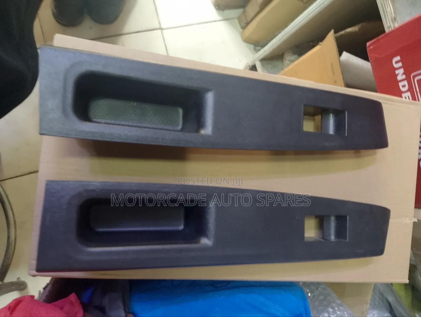 Toyota Vitz Back Window Switch Cover