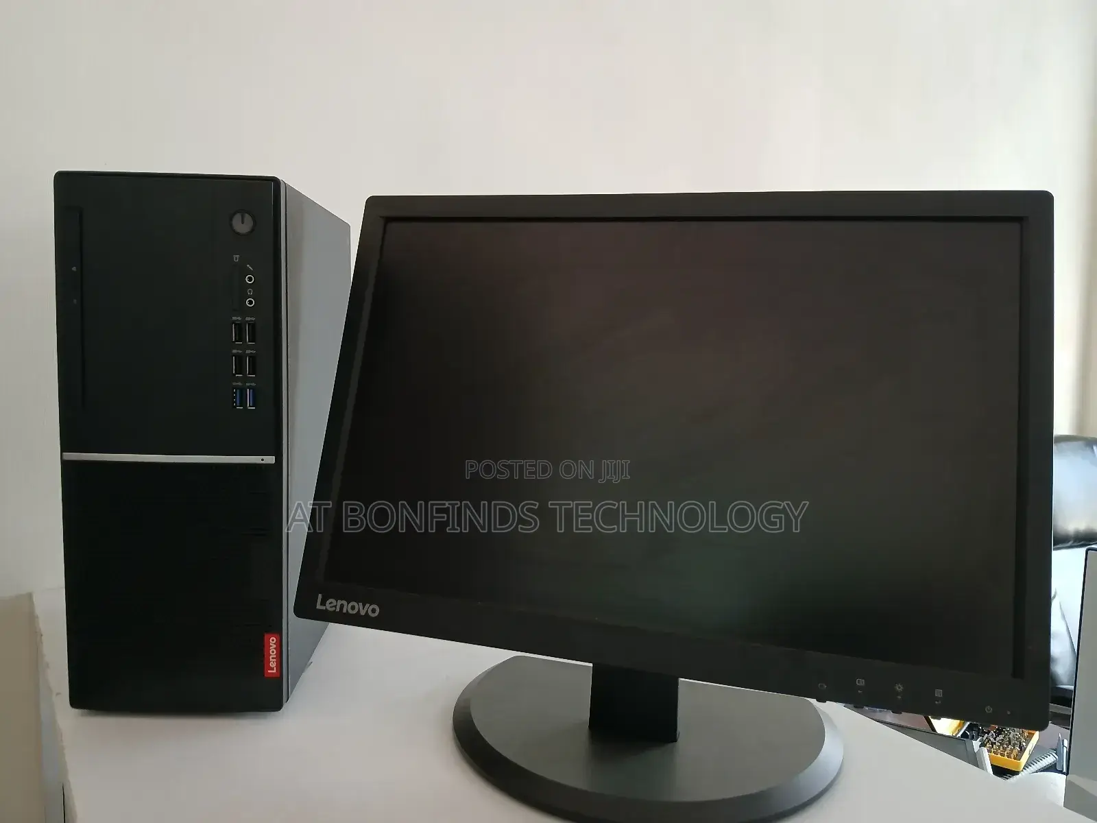 Desktop Computer Lenovo V530 8GB Intel Core I5 SSD 256GB