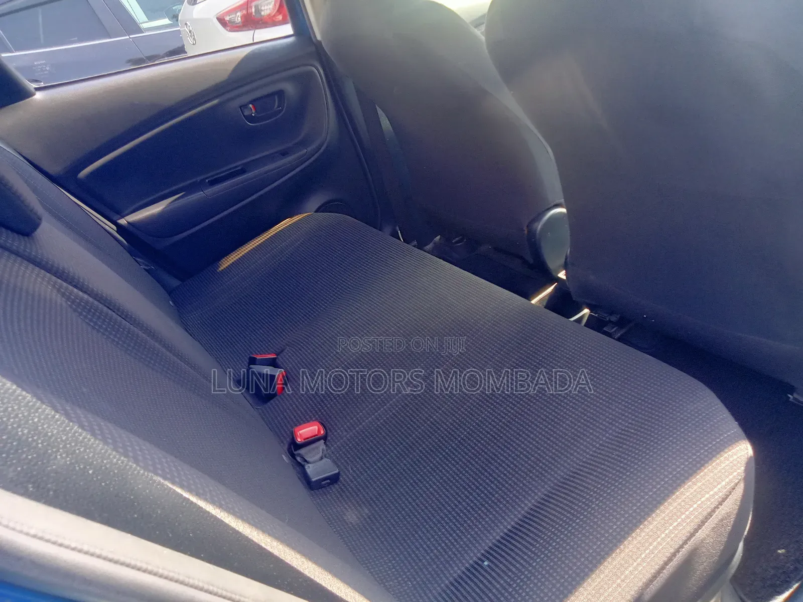 Toyota Vitz 2017 Blue