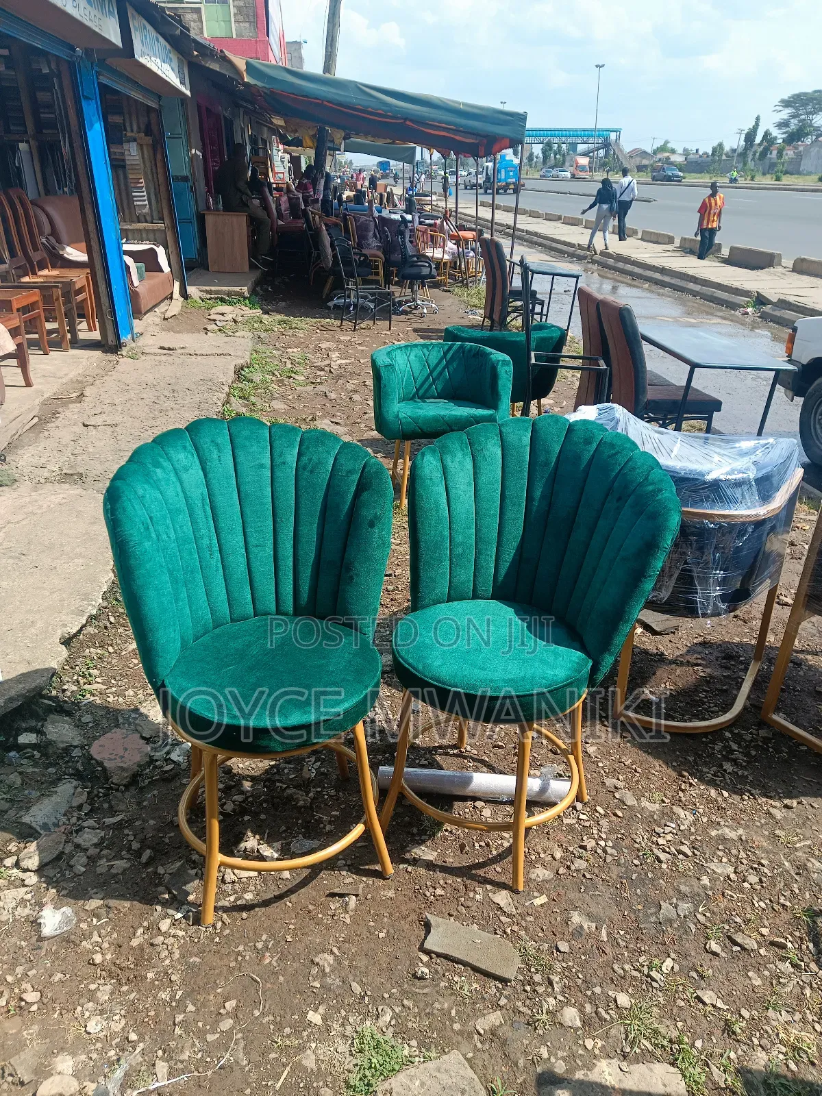 Manicure Seats, Green 2 Pieces, Flower Design.
