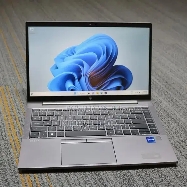 Laptop HP ZBook Firefly G8 16GB Intel Core I7 SSD 512GB