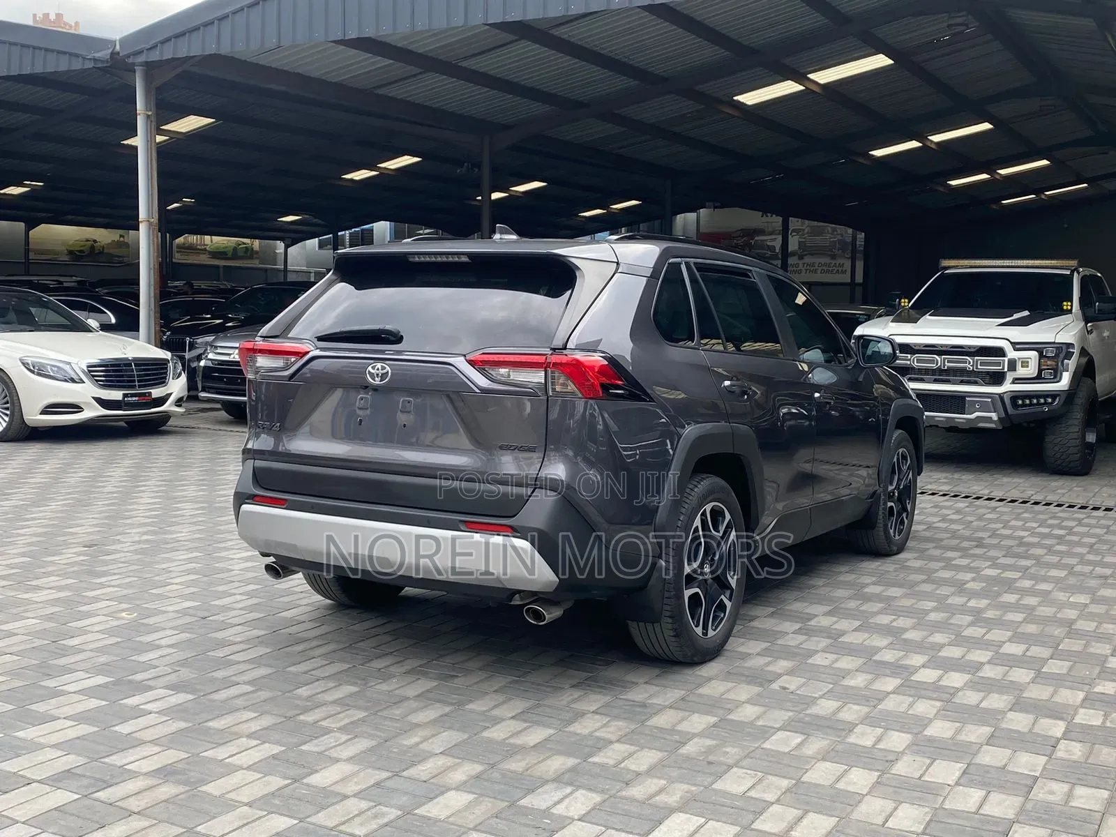 Toyota RAV4 2019 Gray