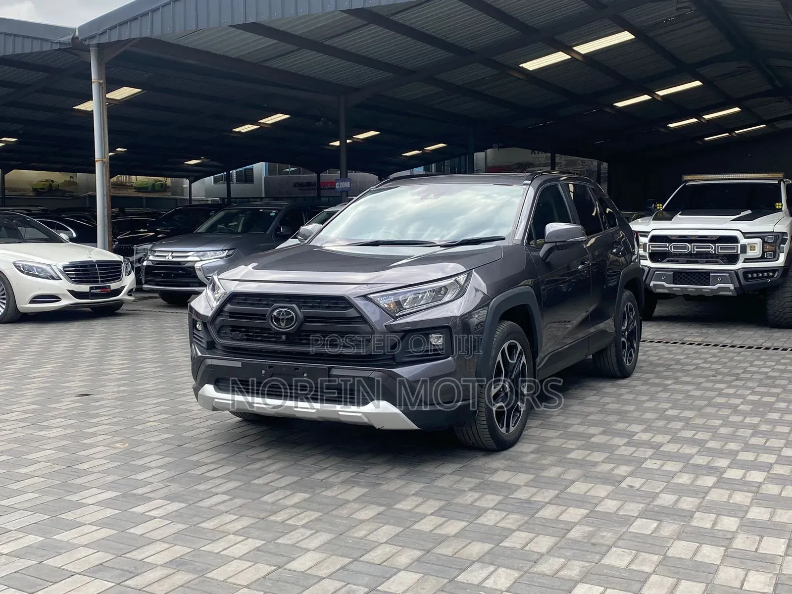 Toyota RAV4 2019 Gray