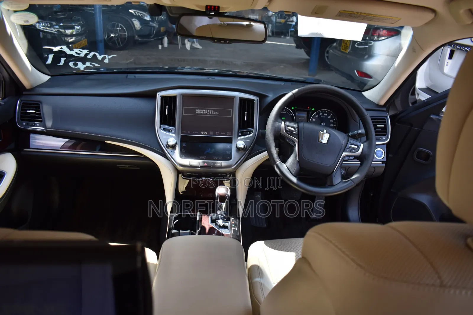 Toyota Crown 2017 Black