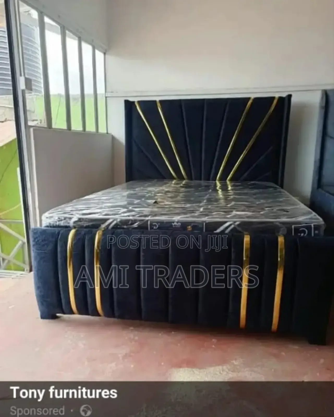 Black Golden Chester Bed 5*6