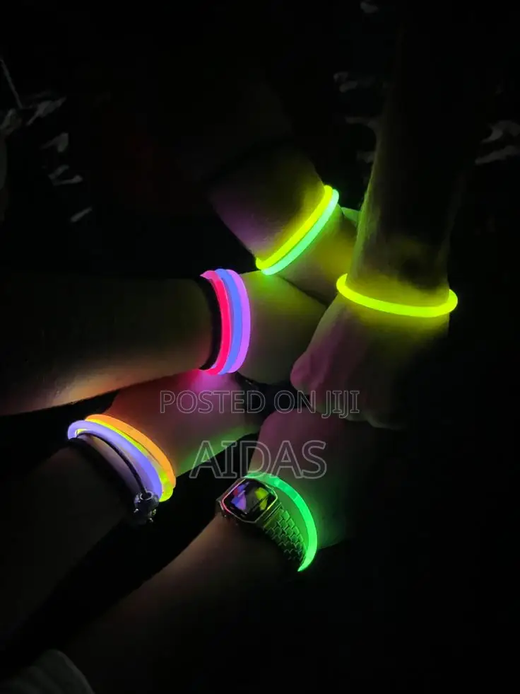 15 PCS Set Glow in the Dark Party Stick