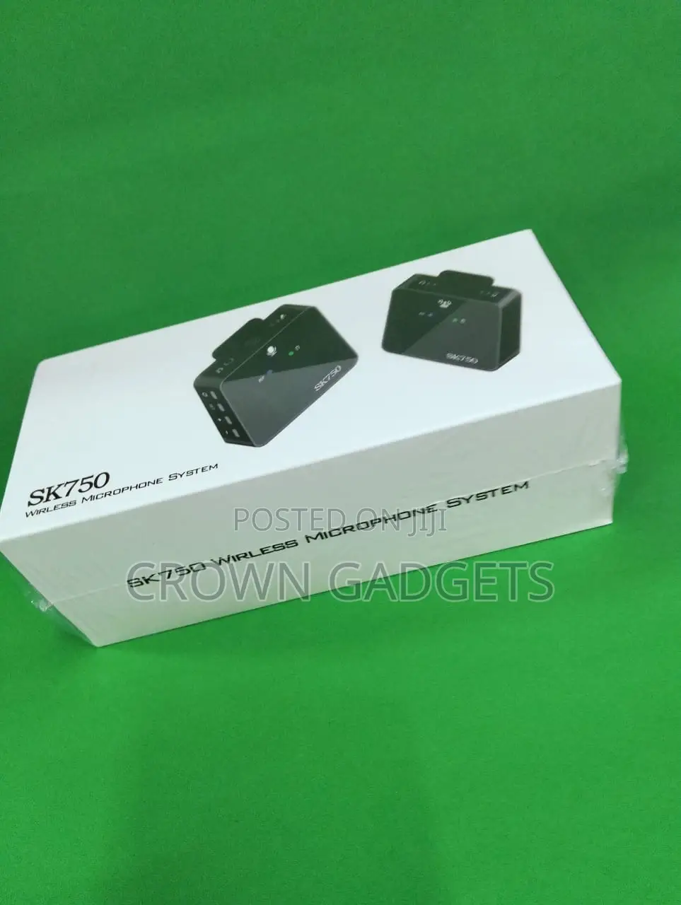 SK750 Compact Wireless Microphone System