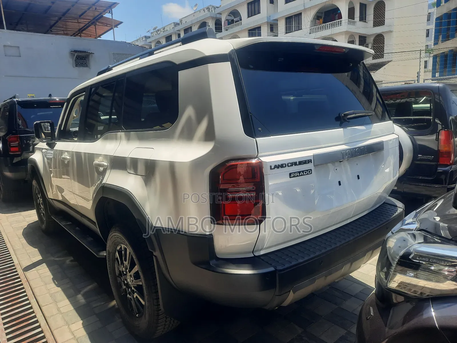 Toyota Land Cruiser Prado 2024 White