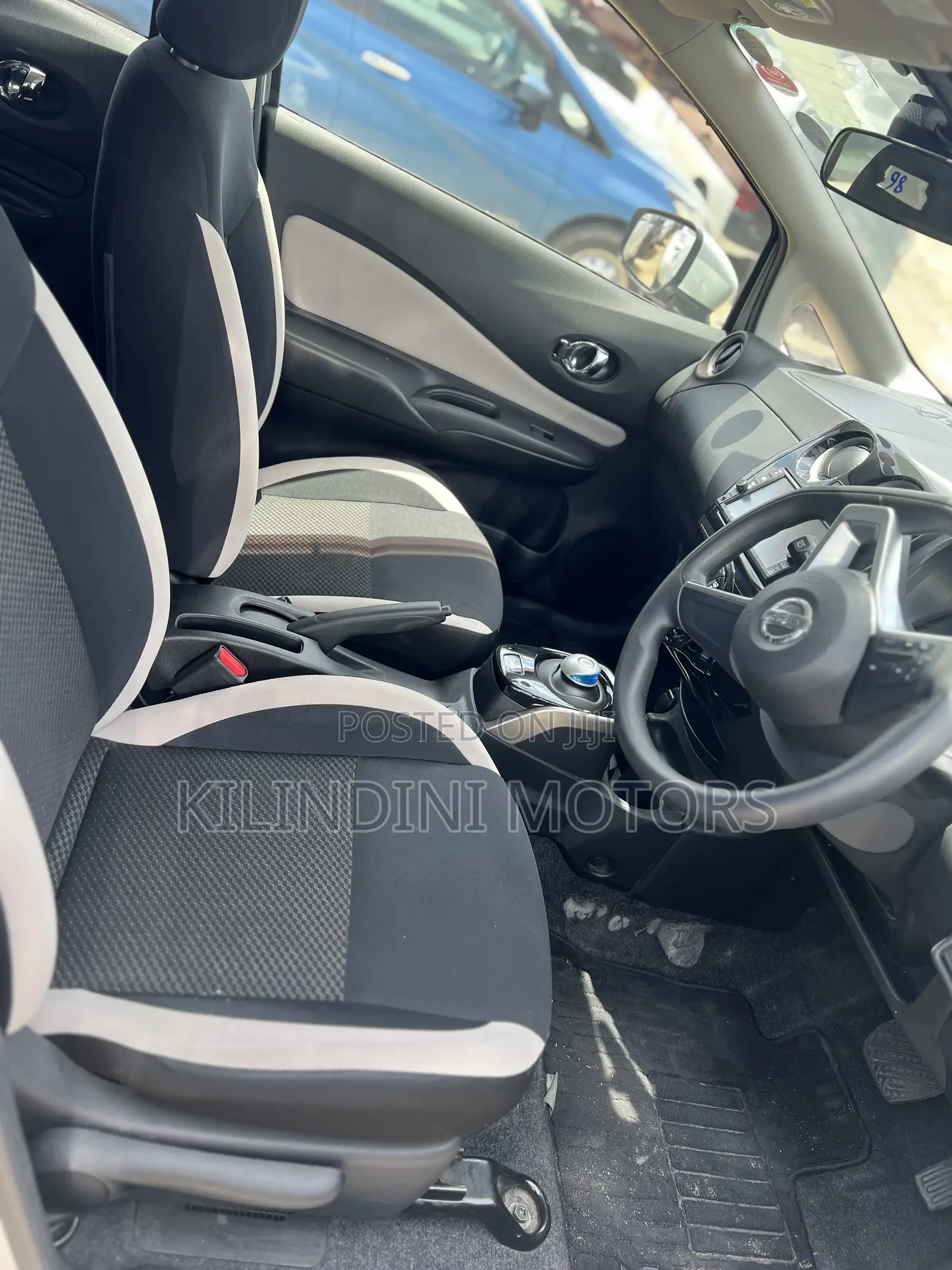 Nissan Note 2018 Silver