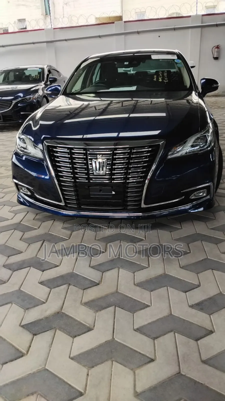 Toyota Crown 2017 Blue