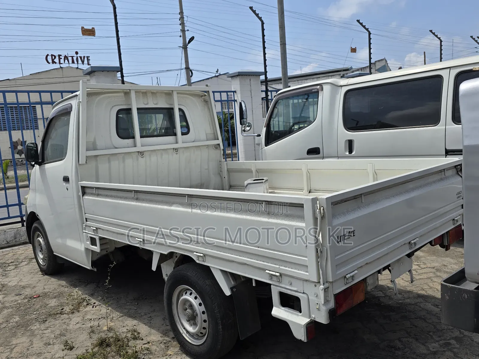 TOYOTA LITEACE, 2017, 4wd, Automatic, Petrol
