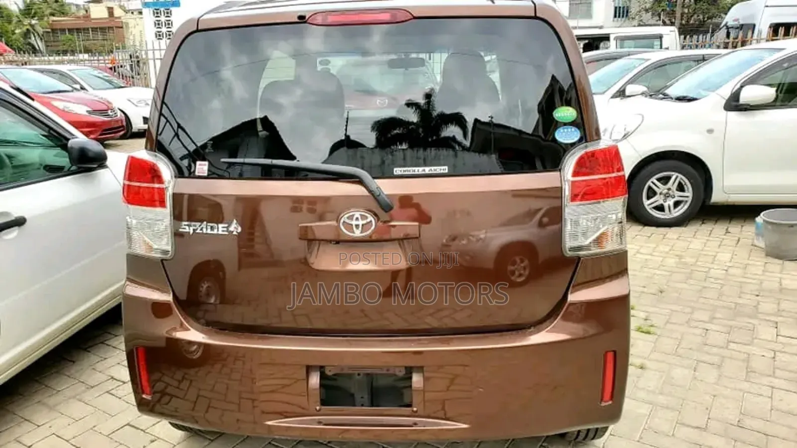 Toyota Spade 1.5 2018 Brown