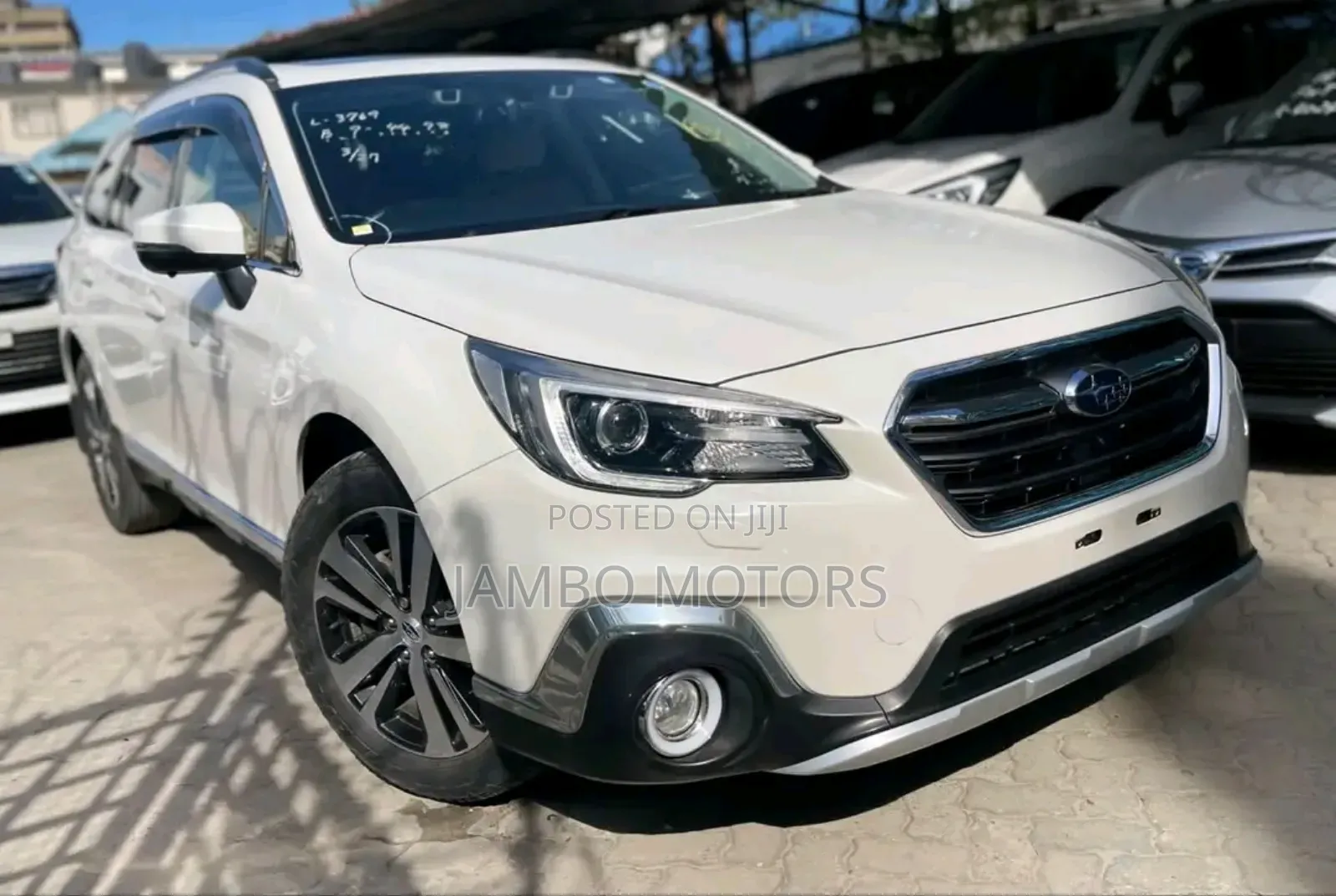 Subaru Outback 2.5i Premium AWD 2018 White