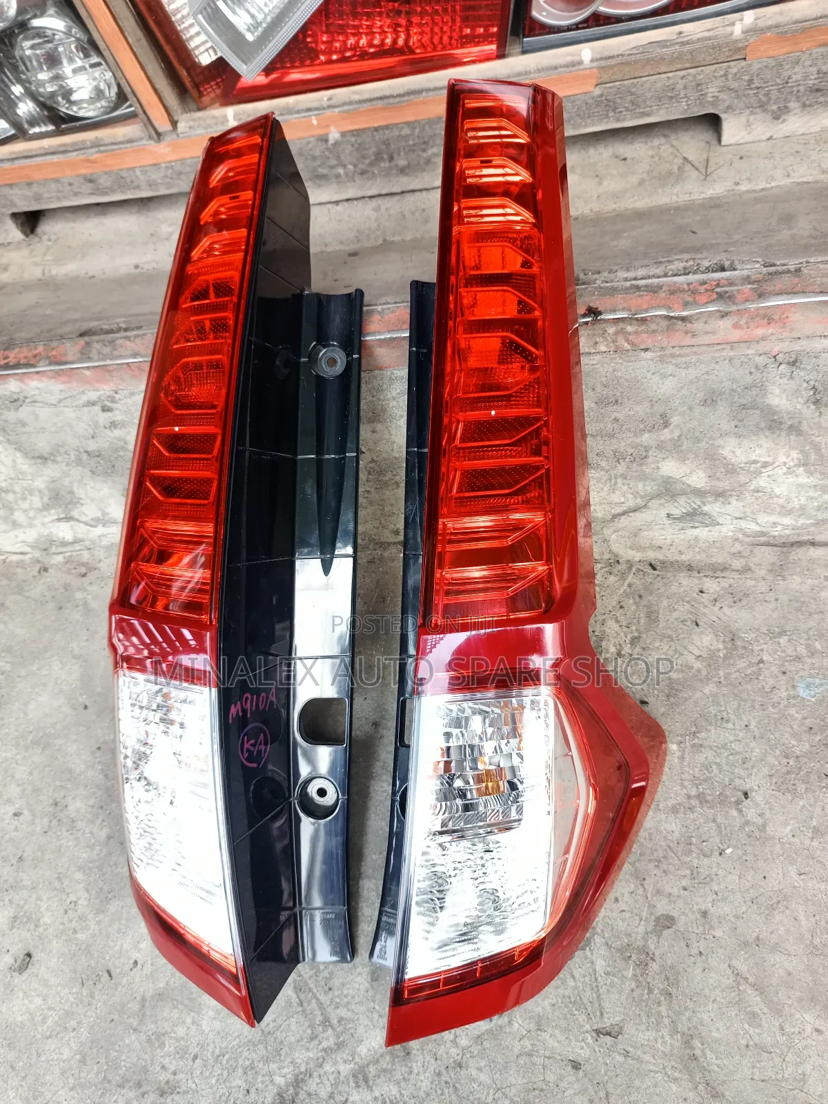 Toyota Tank Backlights Complete With Bulbs