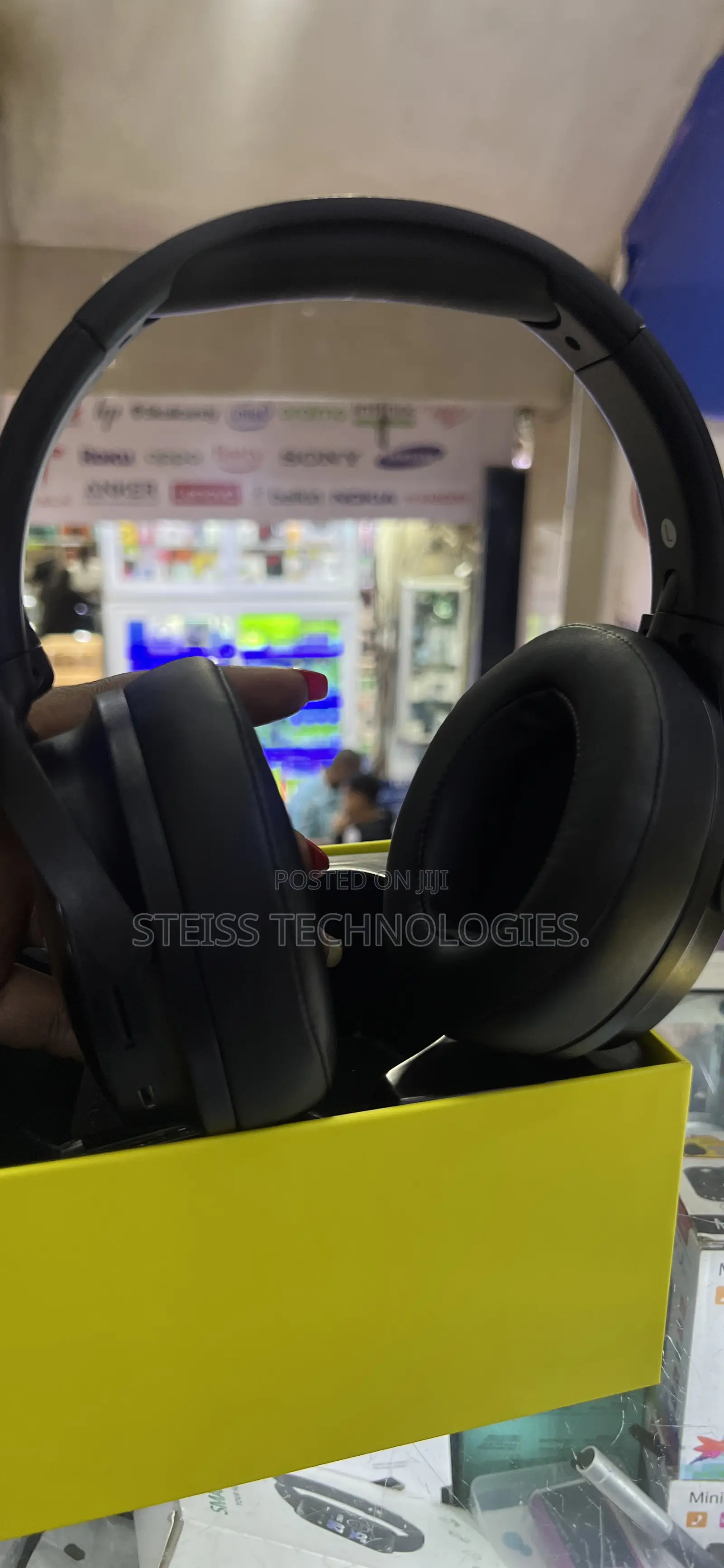 Awei Superbass Wireless Headsets.
