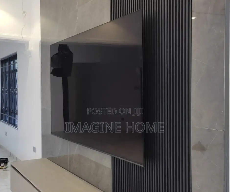 Dark Grey Fluted Wall Panels/White Marble Sheets