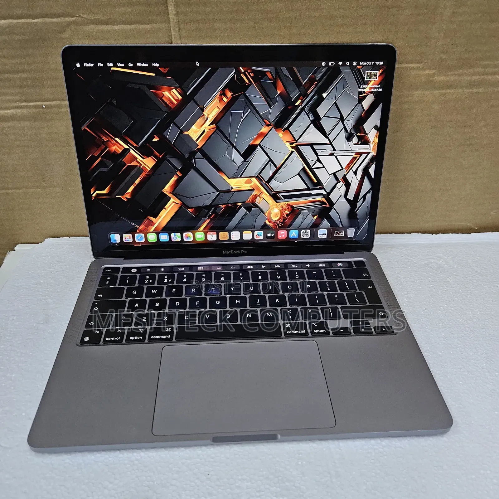 Laptop Apple MacBook Pro 8GB Apple M2 SSD 256GB