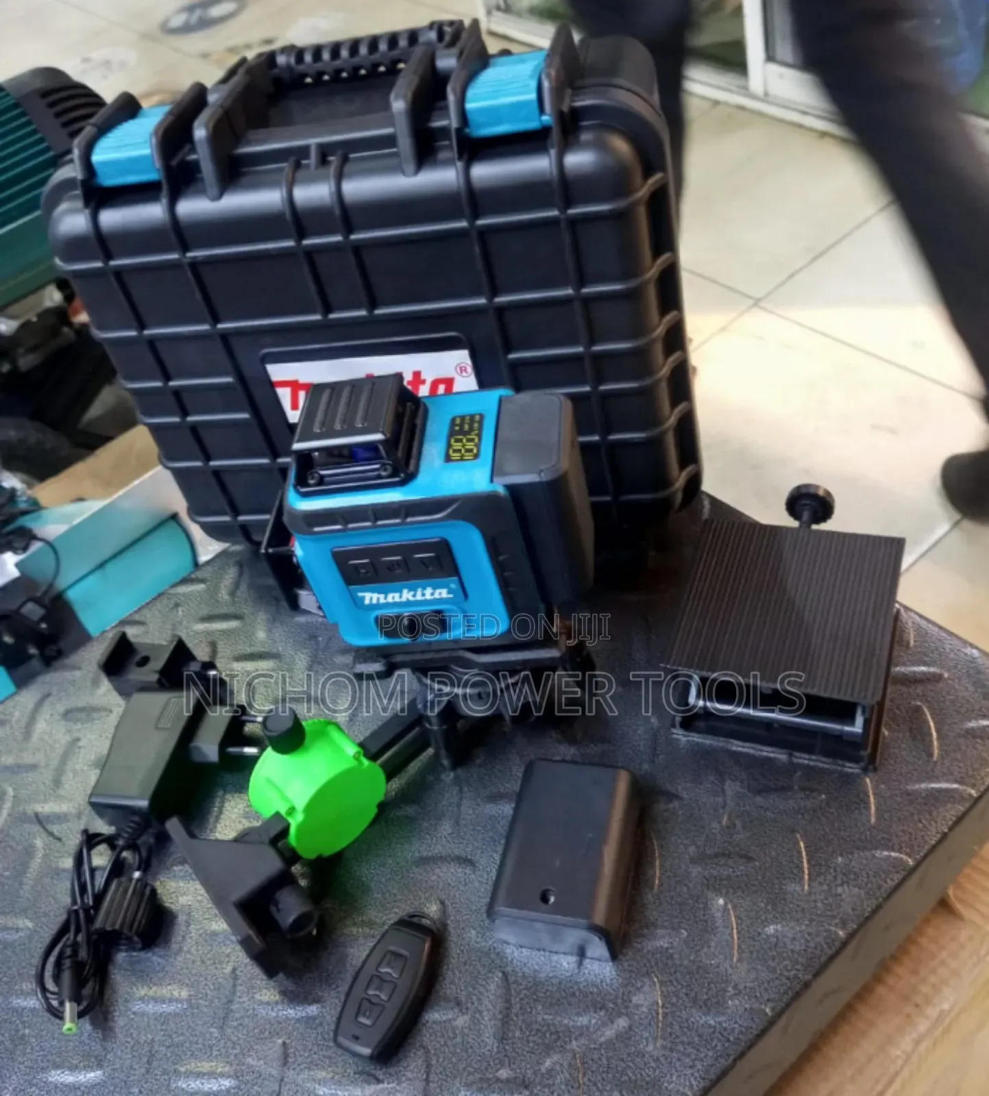 Makita 3d Lasser Level 16lines 2 Batteries
