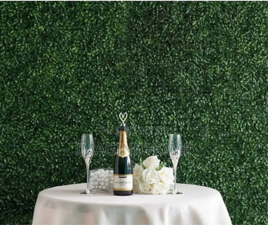 Dark Green Boxwood Wall Panels Backdrop