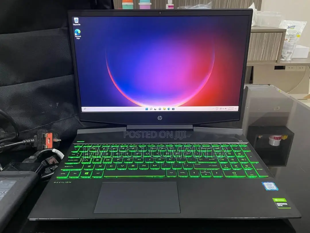 Laptop HP Pavilion 15 16GB Intel Core I5 SSD 1T