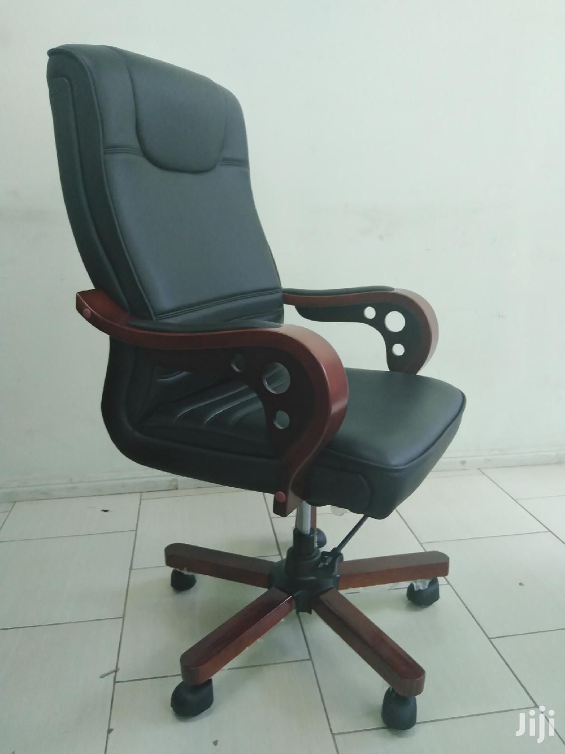 Executive Office Chair