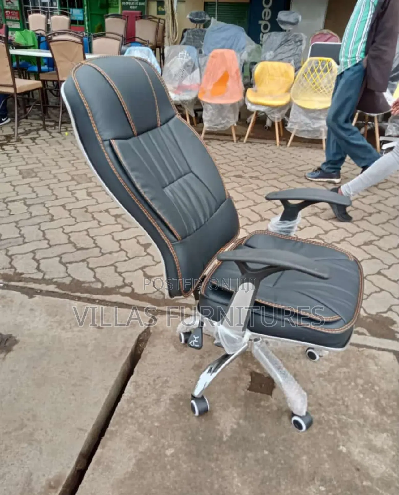 Adjustable Recliner Leather Chair