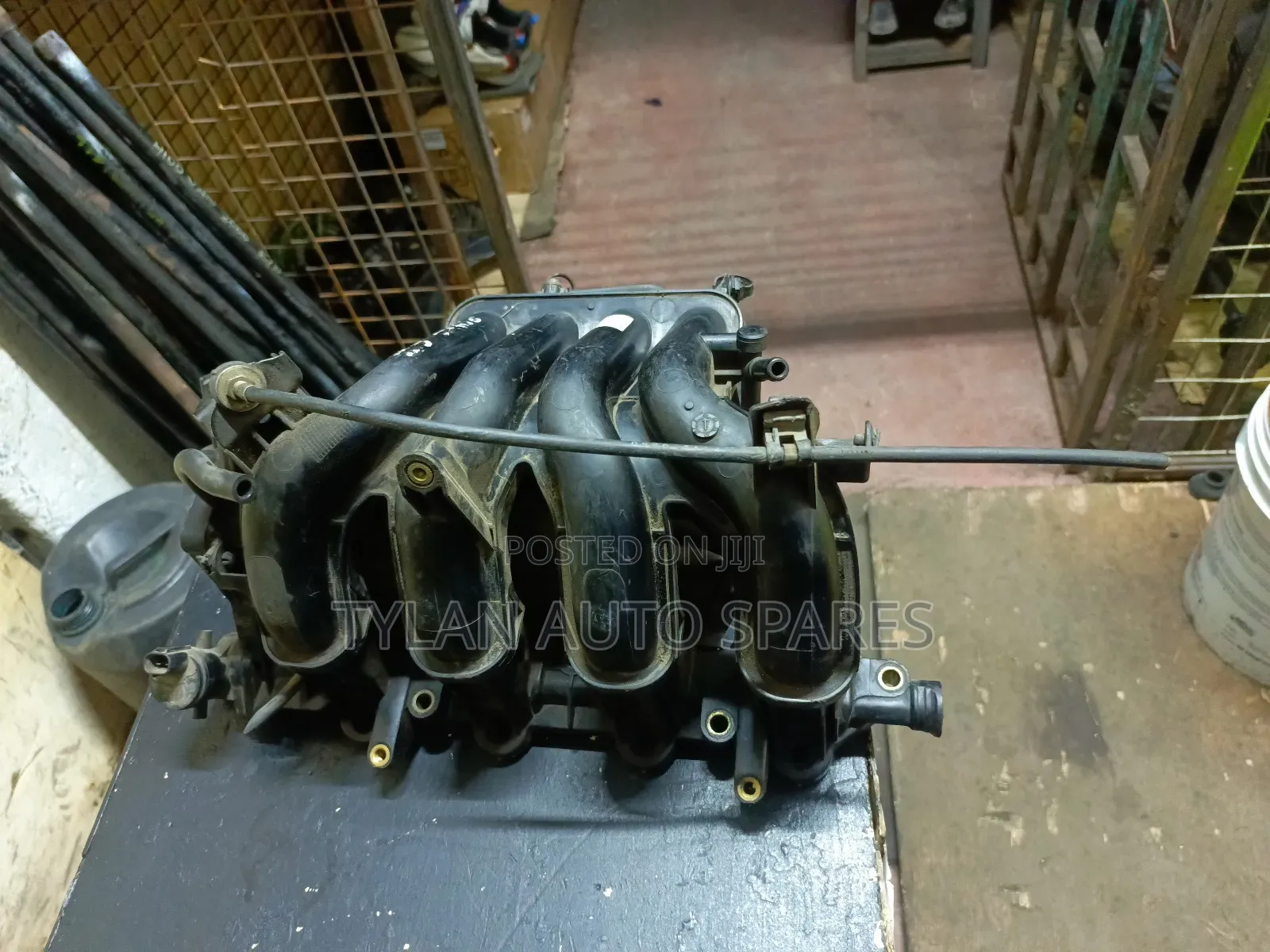 Intake Manfold Mazda Demio ZJ Engine