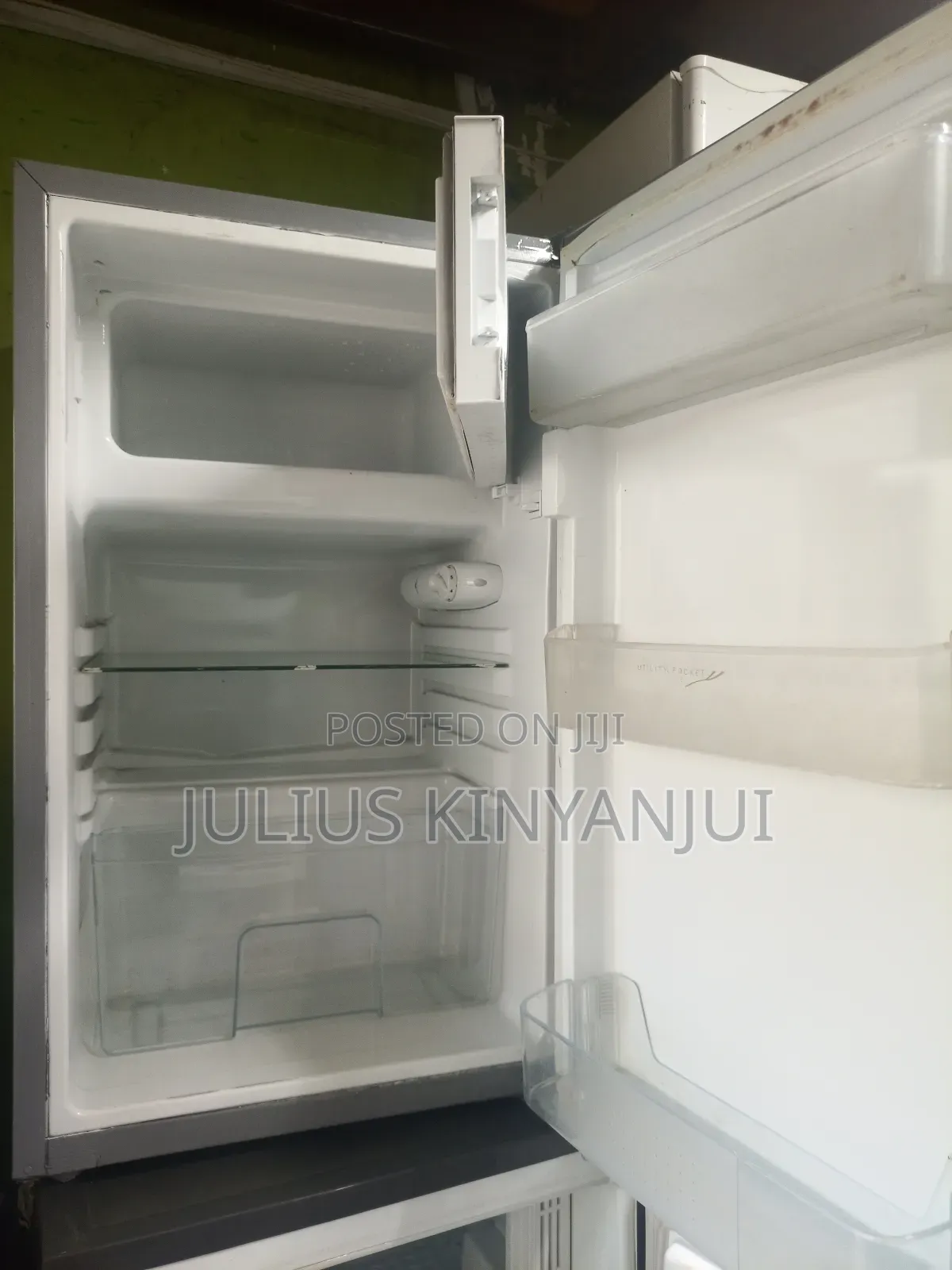 Counter Top Refrigerator 150L