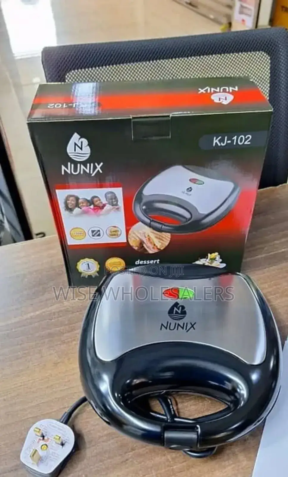Nunix Two Slice Sandwich Maker Toaster/Dessert Maker M