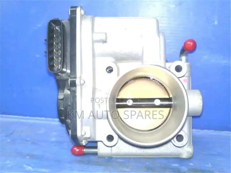 Mazda L8 Throttle Body for Bongo, Nissan Vanette, Premacy.