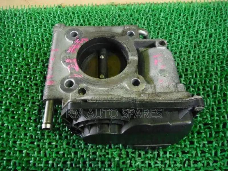Mazda L8 Throttle Body for Bongo, Nissan Vanette, Premacy.