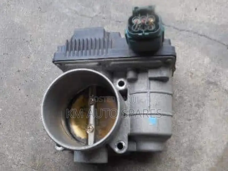 Nissan Mra8 Throttle Body for Bluebird Sylphy.