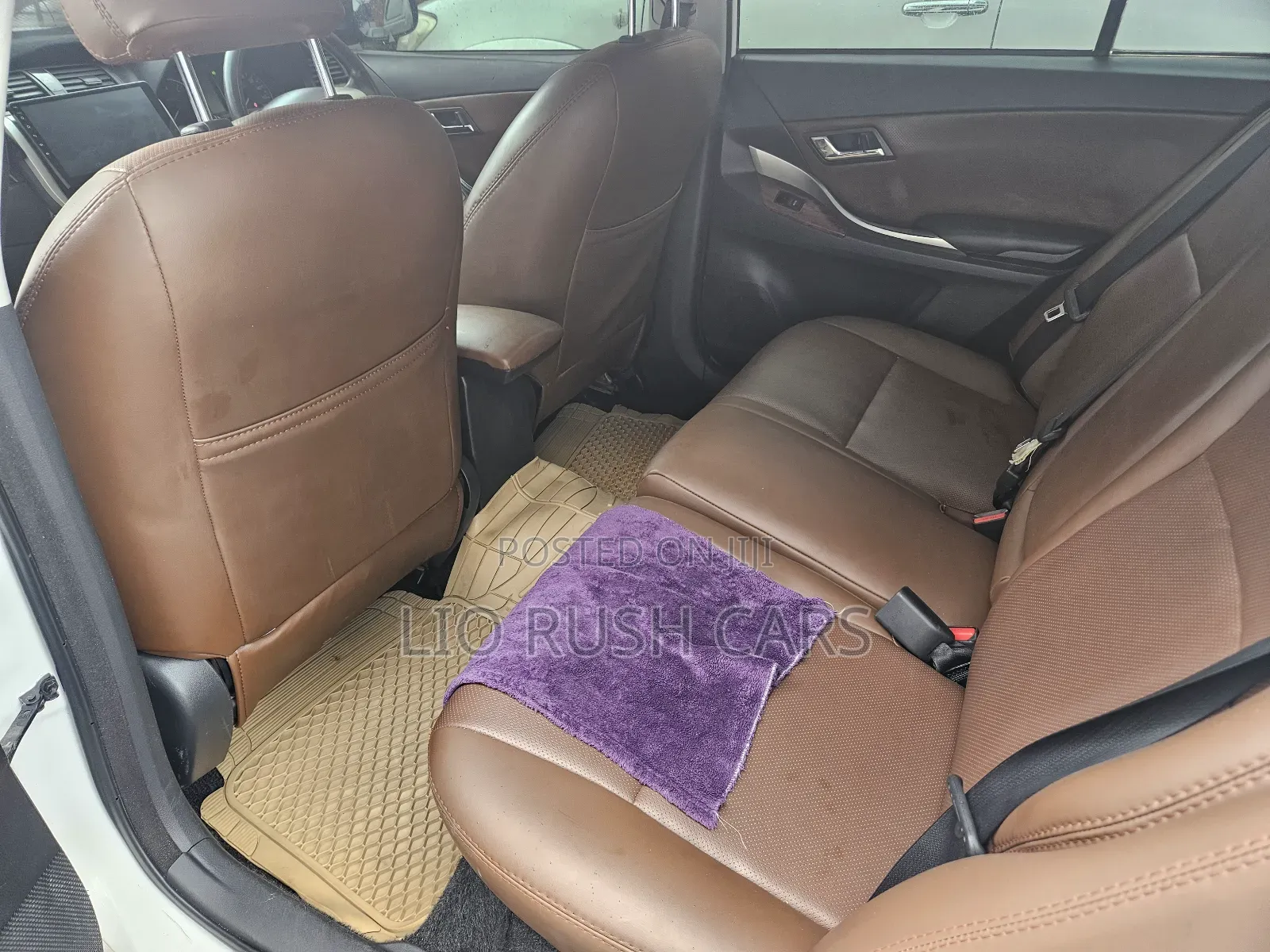 Toyota Premio 2012 White