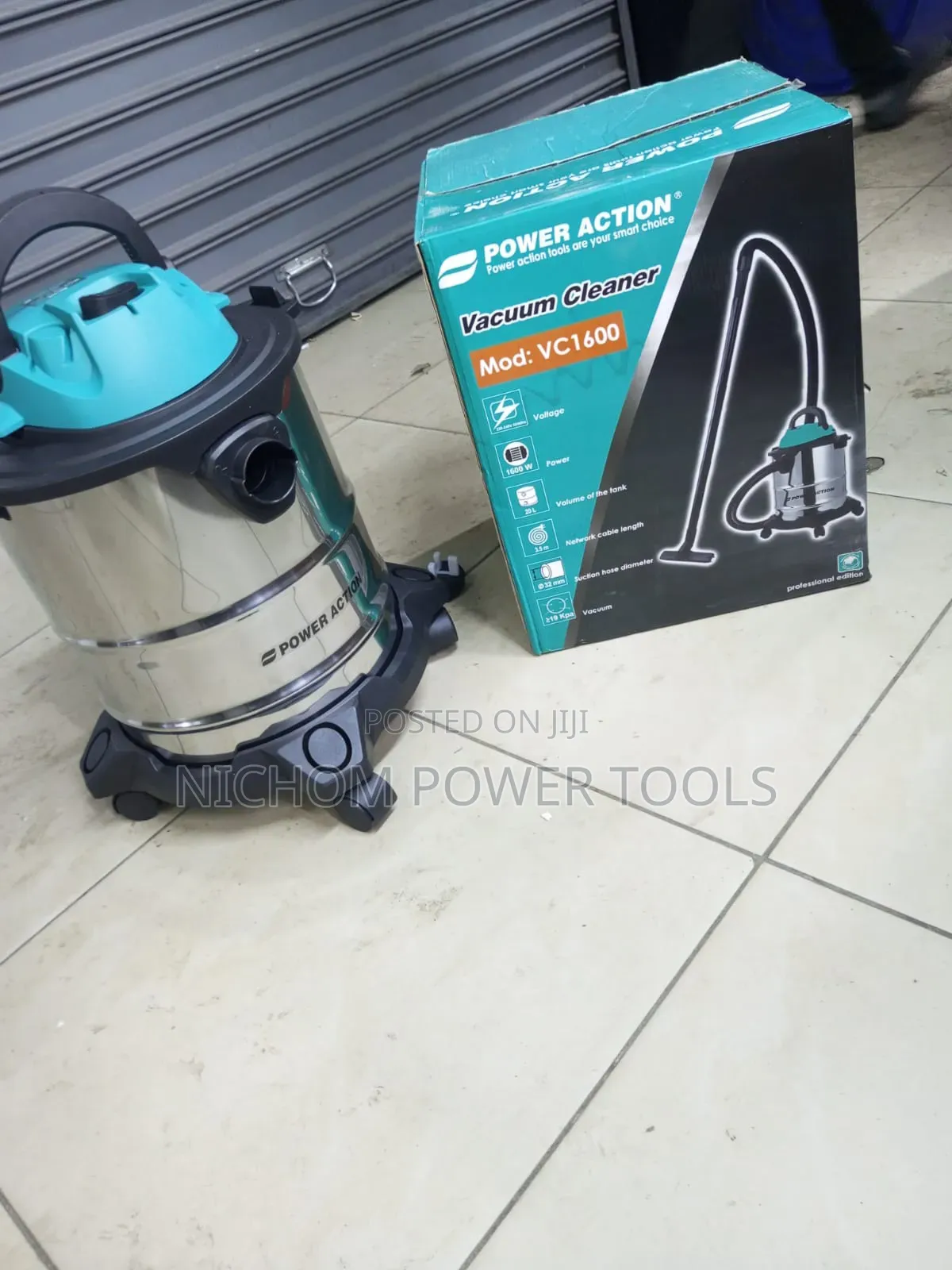 20l Power Action Vacuum Cleaner
1600w