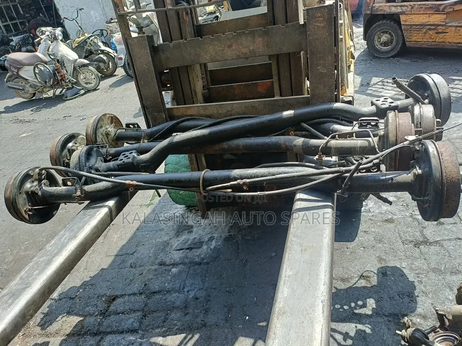 Rear Axles and Beams Toyota Corolla DX 102