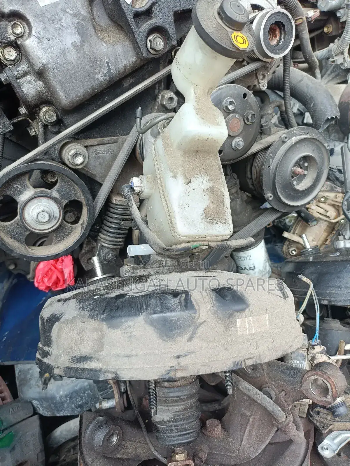 Vanguard/ Rav4 Brake Master Cylinder Complete