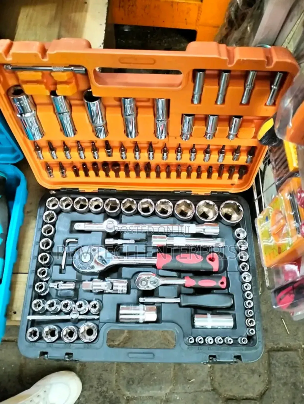 108pcs Socket Set Tool Box