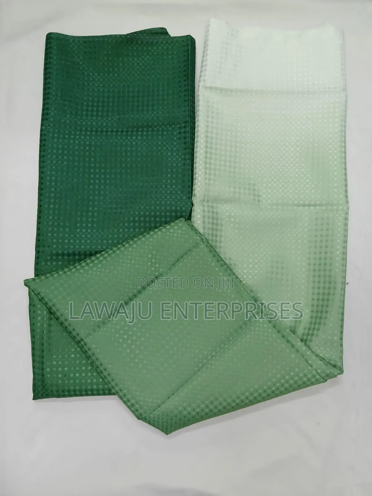 White Green Polyster Shower Curtains